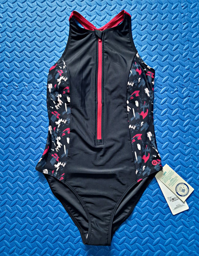 One piece swimsuit front - tu,